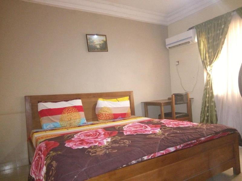 Prime Rose Hotel And Suites image