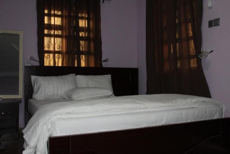 Ayoluyem Hotel image