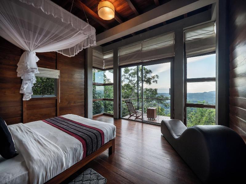 Treehouse Chalets image