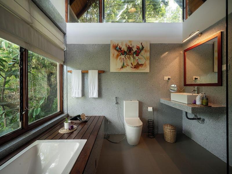 Treehouse Chalets image