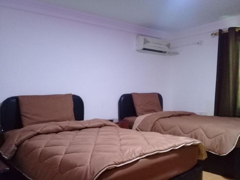 Seleen Hotel Suites image