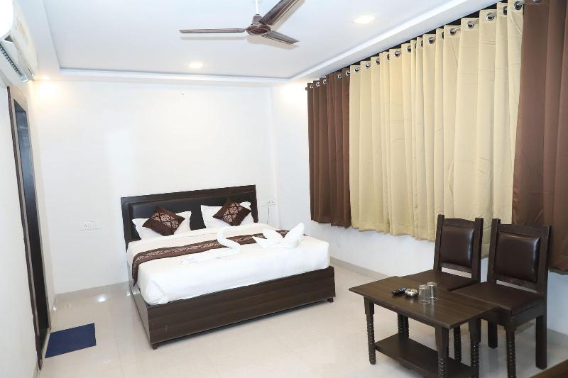 Sunrise Palace image