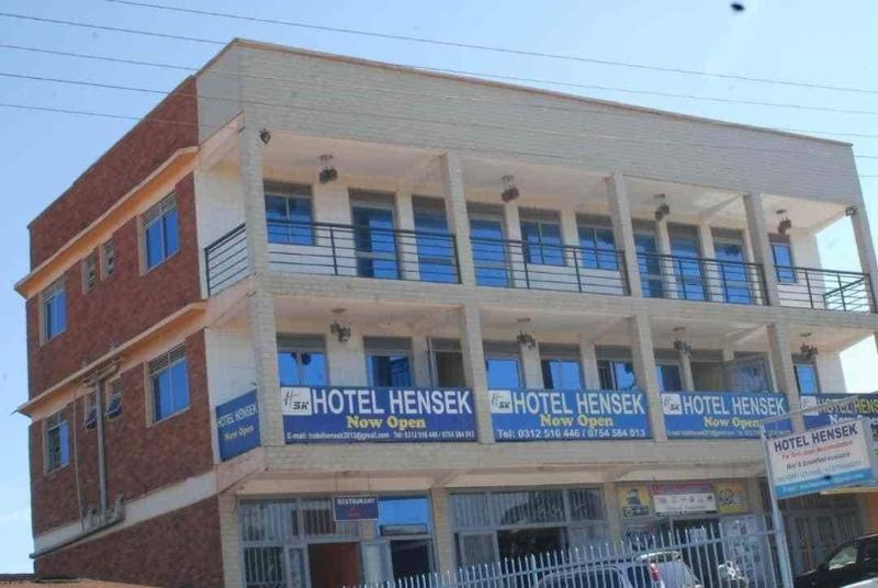 Hotel Hensek image