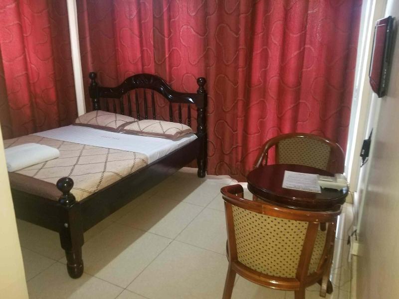 Hotel Hensek image