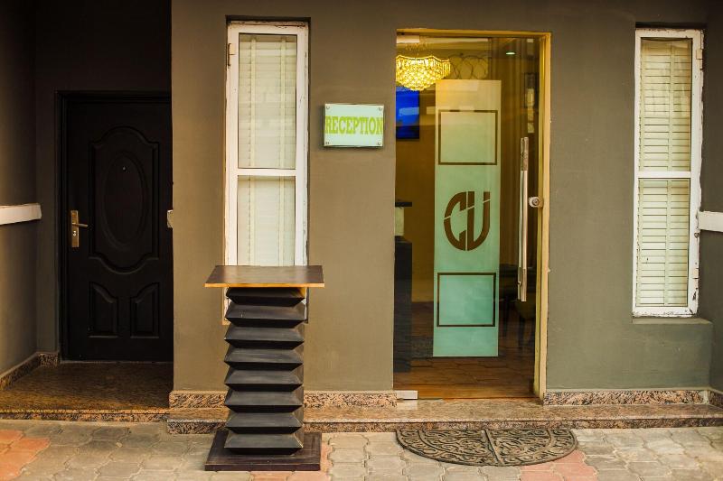 Cribville Hotel & Suites image