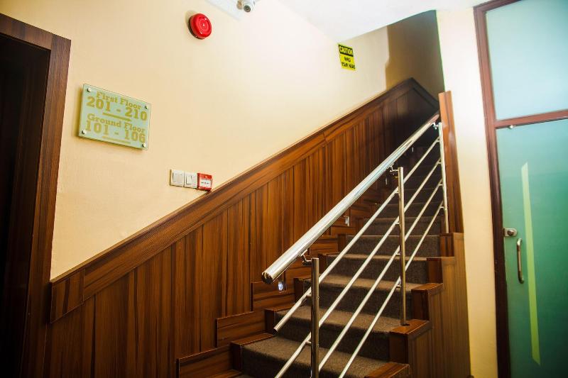 Cribville Hotel & Suites image