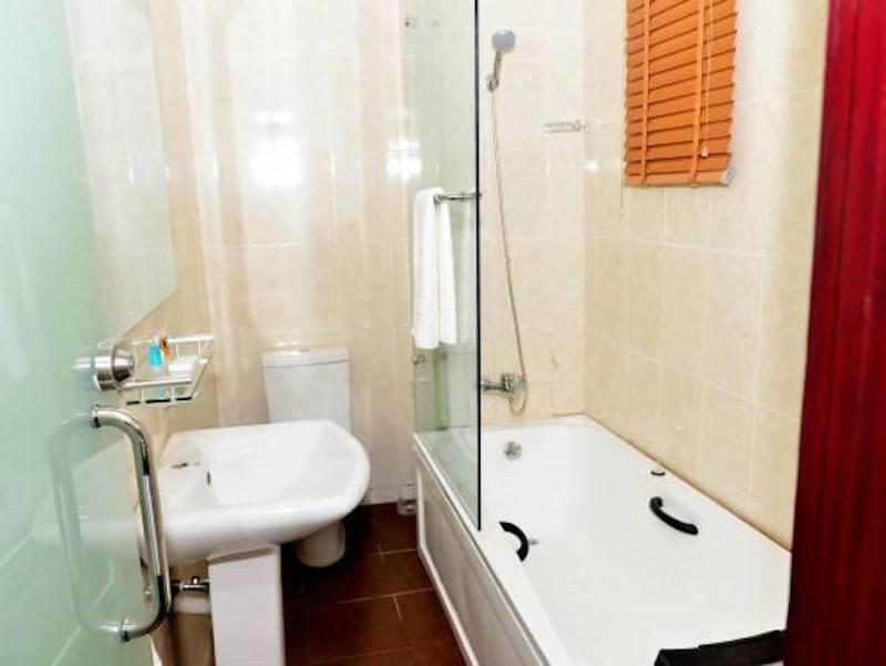 Cribville Hotel & Suites image
