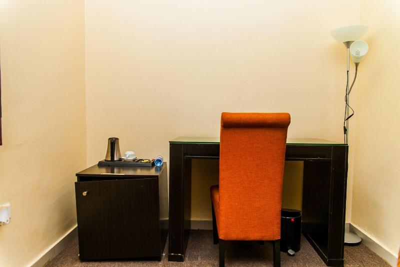 Cribville Hotel & Suites image