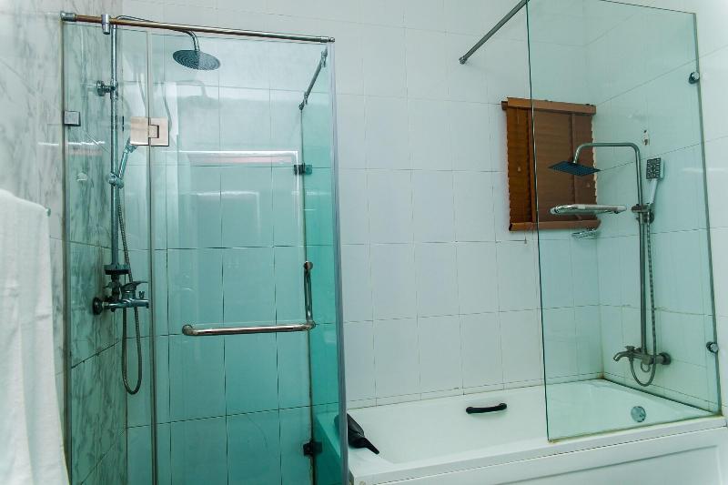 Cribville Hotel & Suites image