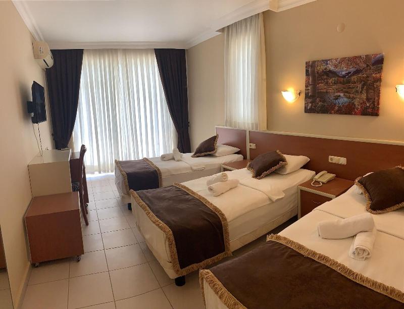 Hare Hotel image