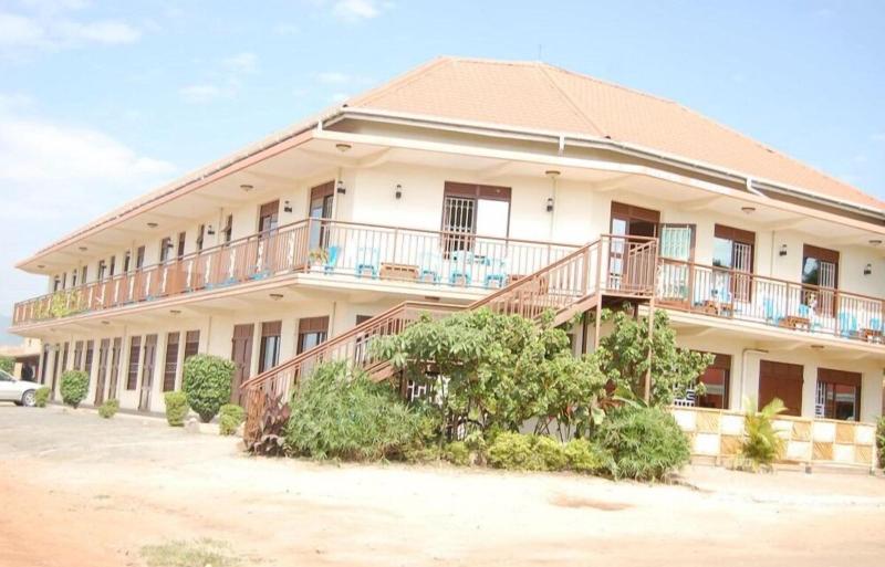 Uhuru 50 Hotel 2