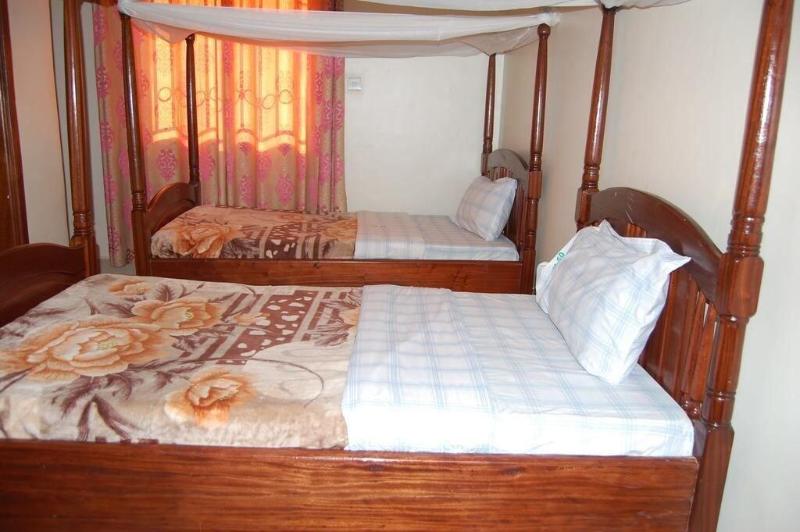 Uhuru 50 Hotel 5