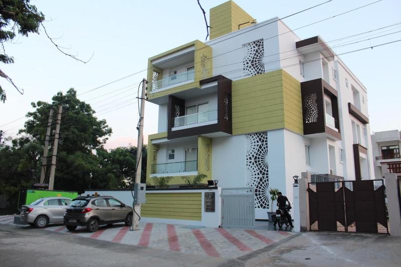 Hotel Sai — general view