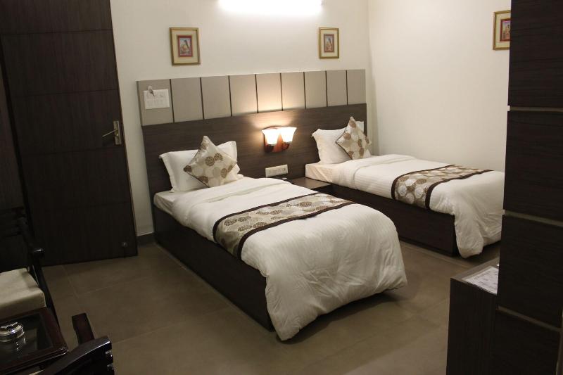 Hotel Sai — general view