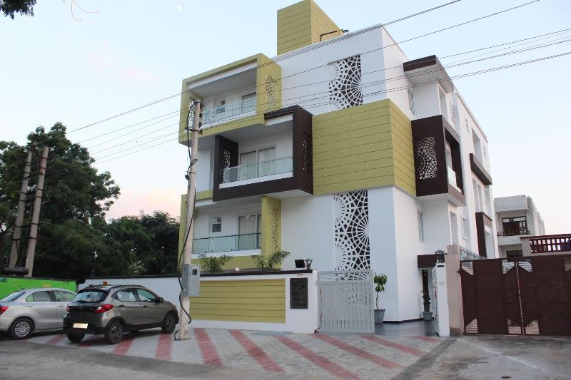 Hotel Sai — general view