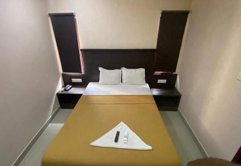 Hotel Lebanon Inn image