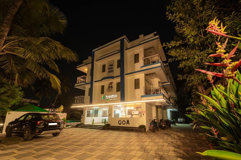 Beyond Stay Reefs Beach Resort Goa