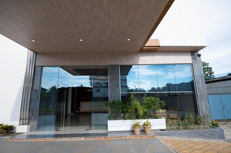 Pushkara Sarovar Portico image