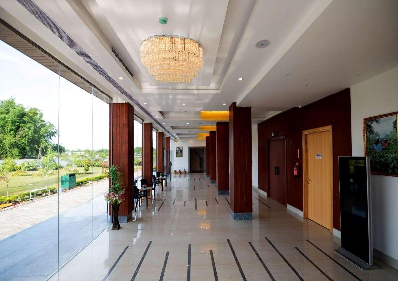Pushkara Sarovar Portico image
