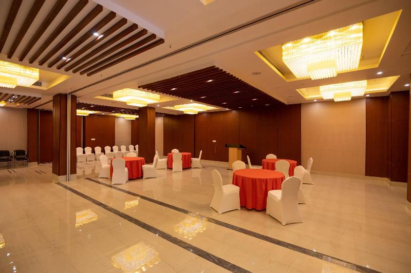 Pushkara Sarovar Portico image