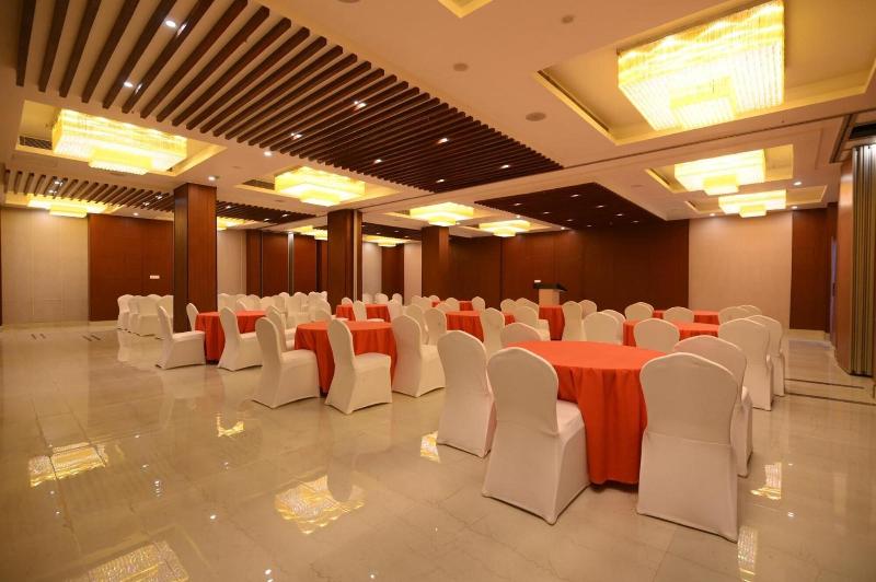 Pushkara Sarovar Portico image
