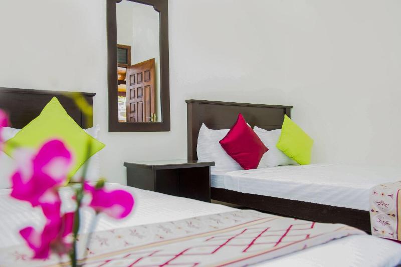 Aainn Guest image