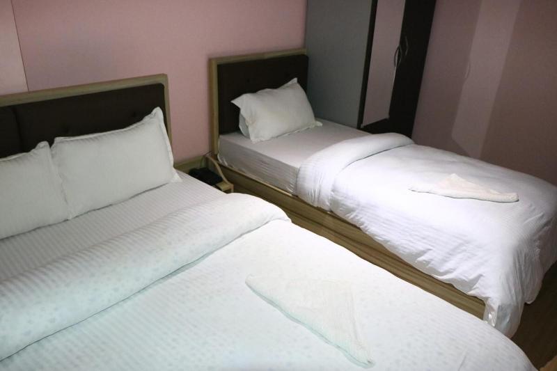 Hotel Samrajya image