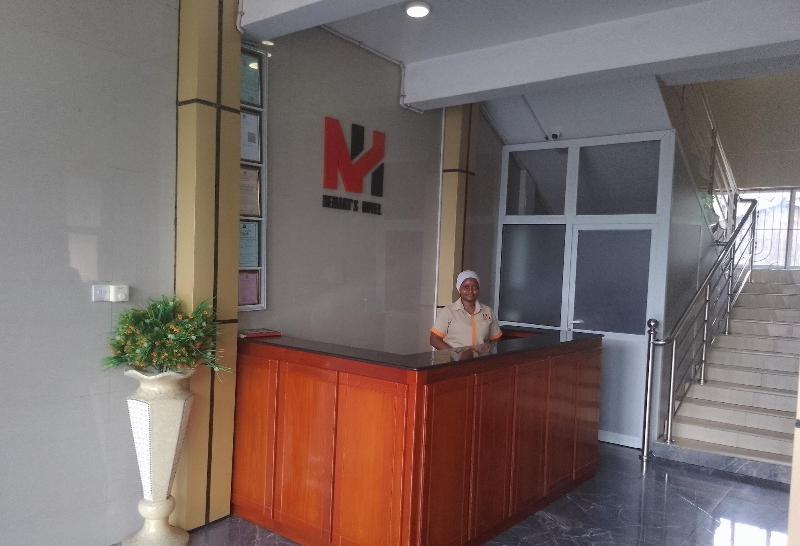 Nemarts Hotel image