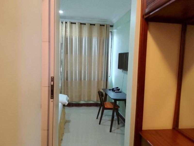 Nemarts Hotel image