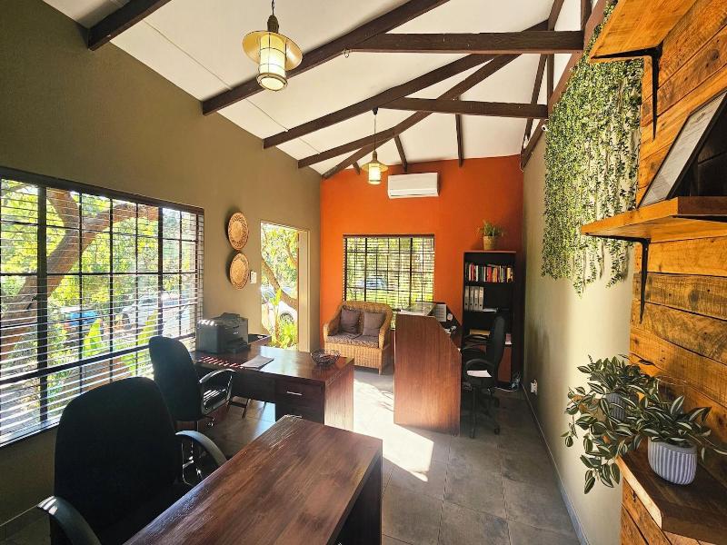 Lidwala Lodge - Hostel image