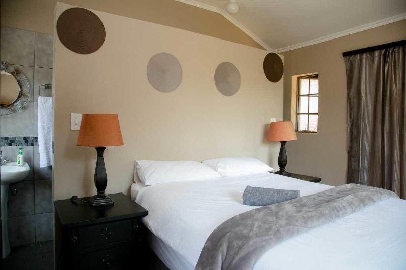 Lidwala Lodge - Hostel image