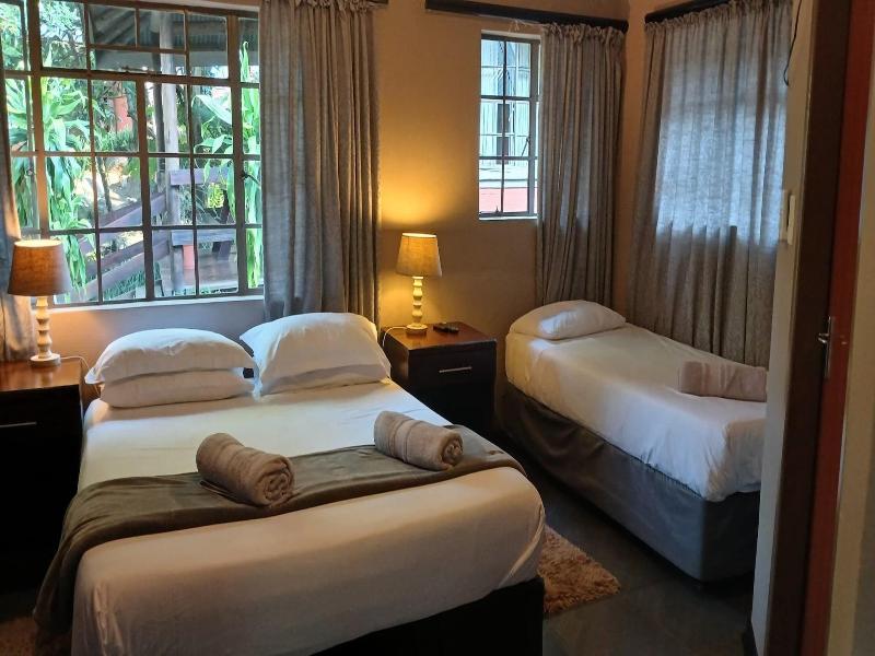 Lidwala Lodge - Hostel image