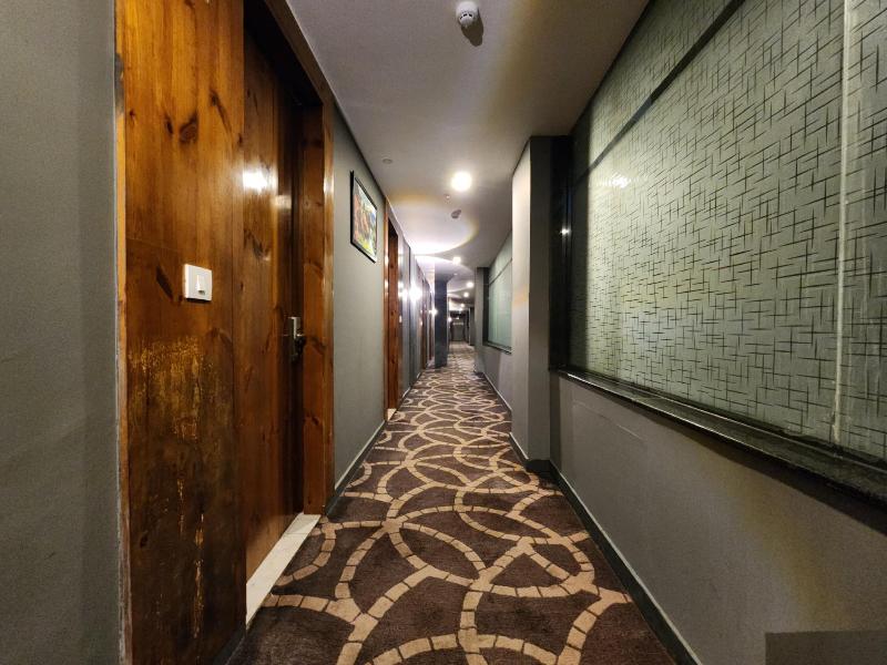 Golden Fern Resort image