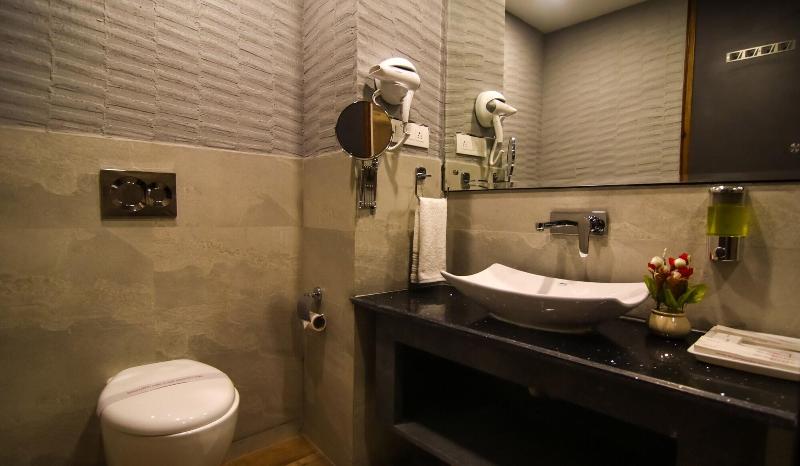 Golden Fern Resort image