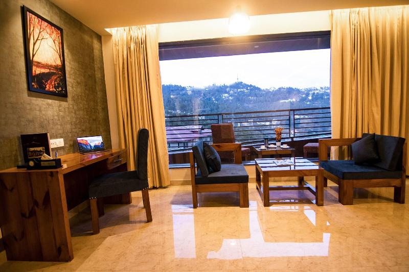 Golden Fern Resort image