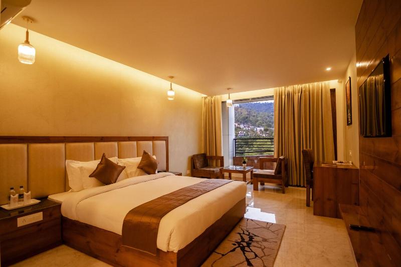 Golden Fern Resort image