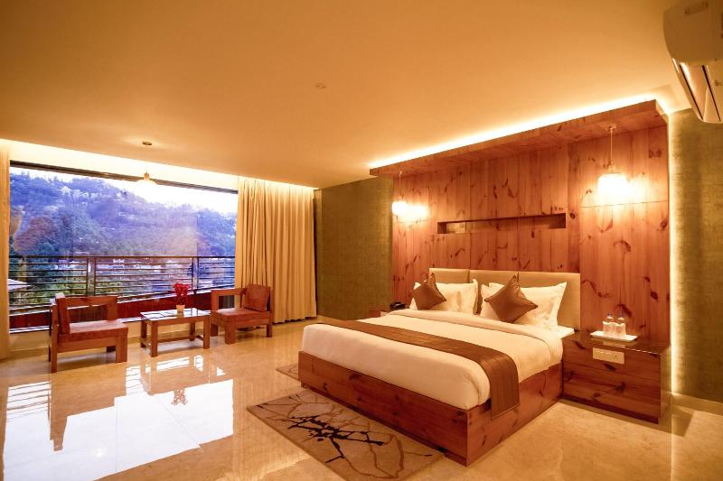Golden Fern Resort image