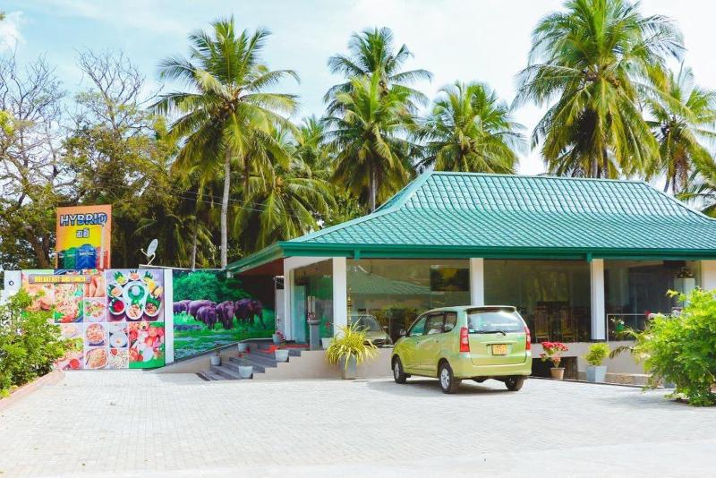 Athkandura Hotel image