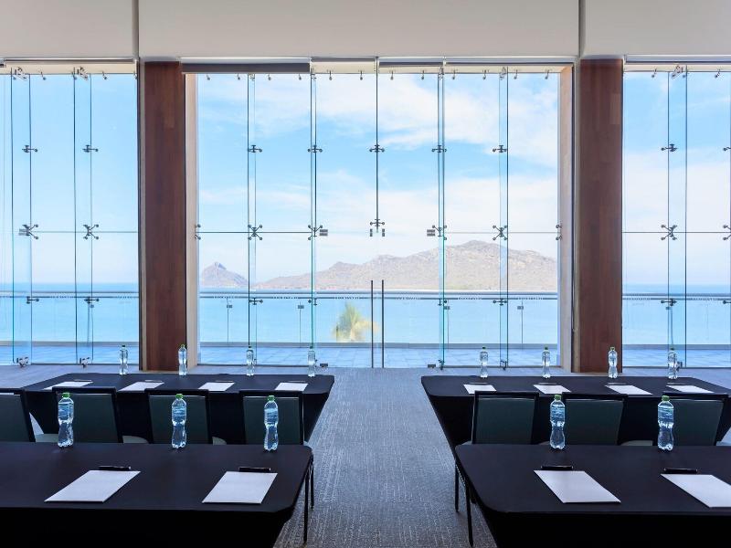 Courtyard By Marriott Mazatlan Beach Resort image