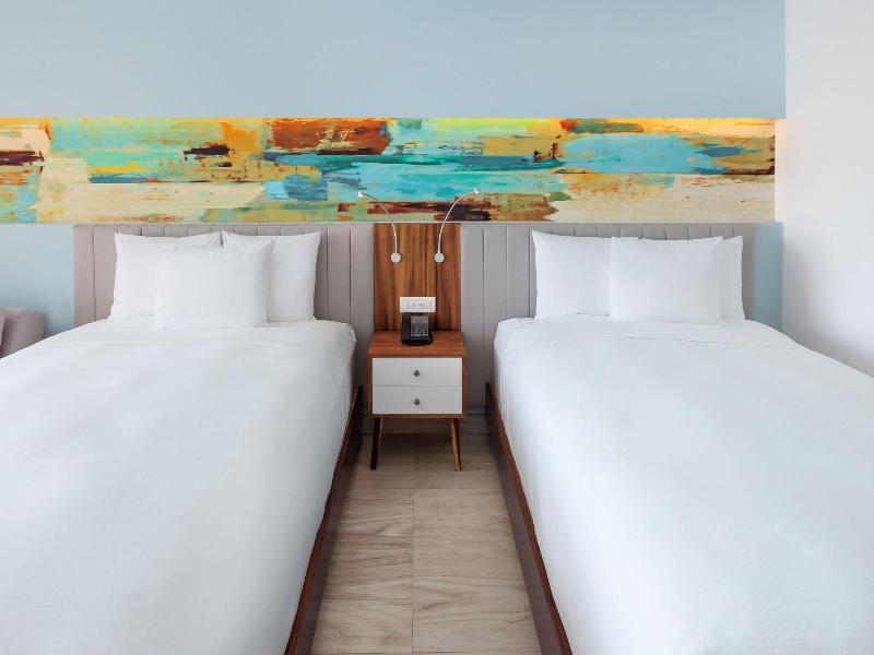 Courtyard By Marriott Mazatlan Beach Resort image