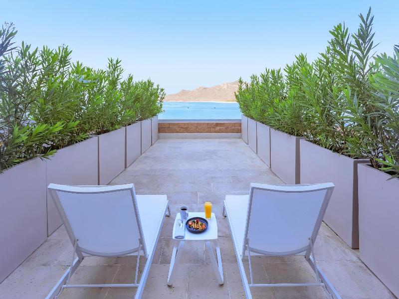 Courtyard By Marriott Mazatlan Beach Resort image