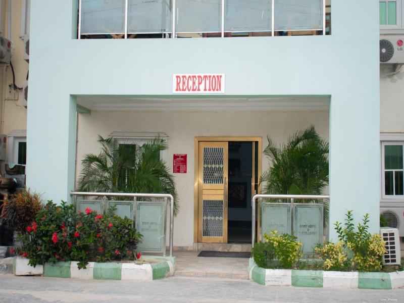 Emmy Hotels And Suites image