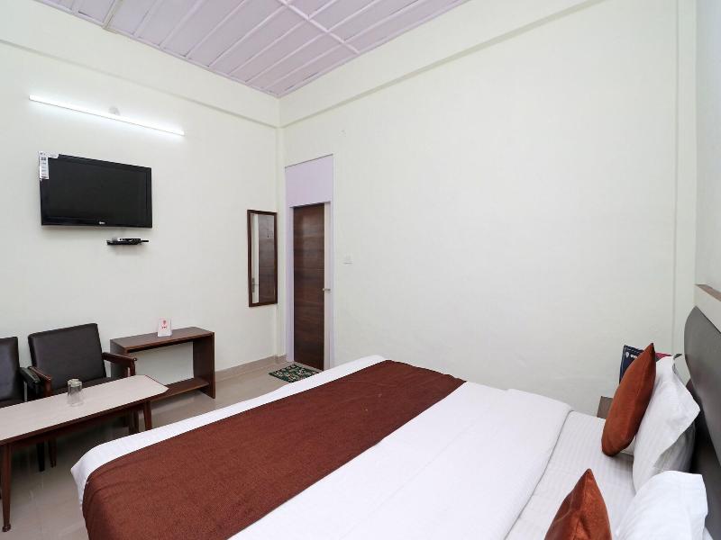 13908 Hotel India image