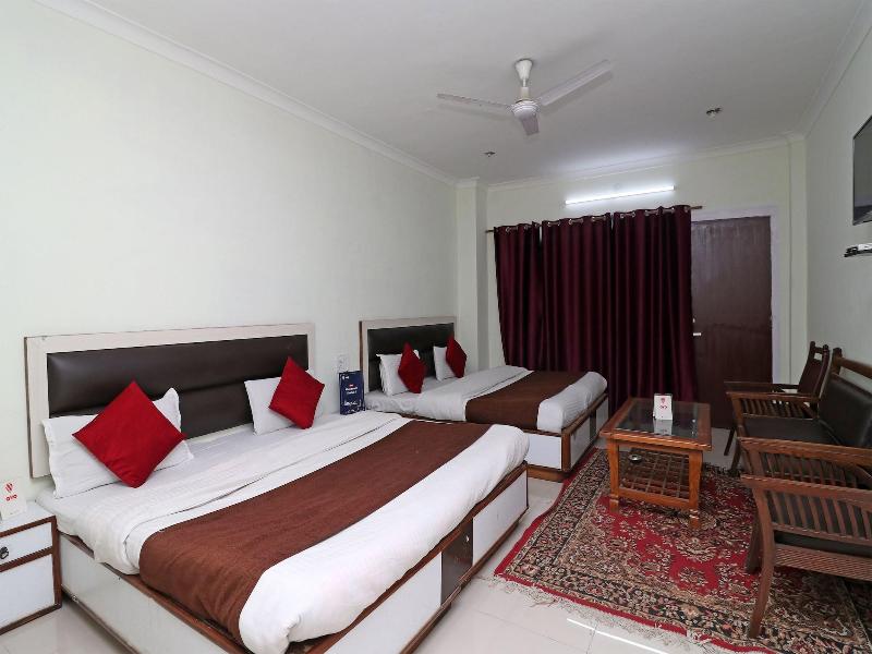 13908 Hotel India image