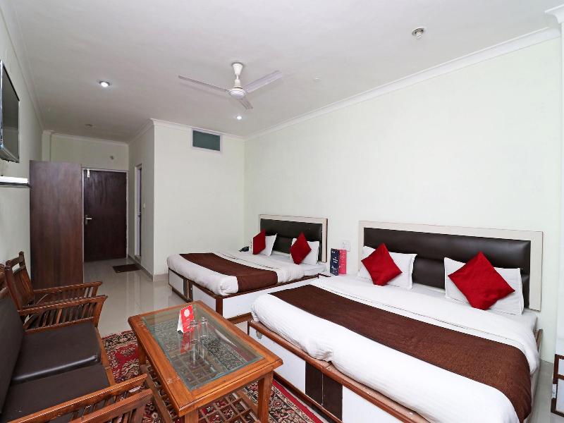 13908 Hotel India image