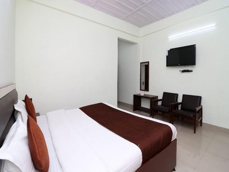 13908 Hotel India image