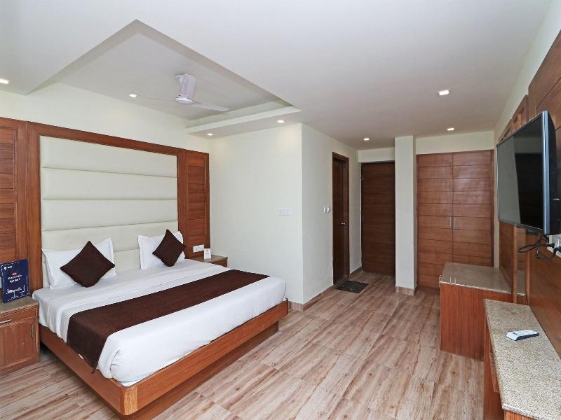 13908 Hotel India image