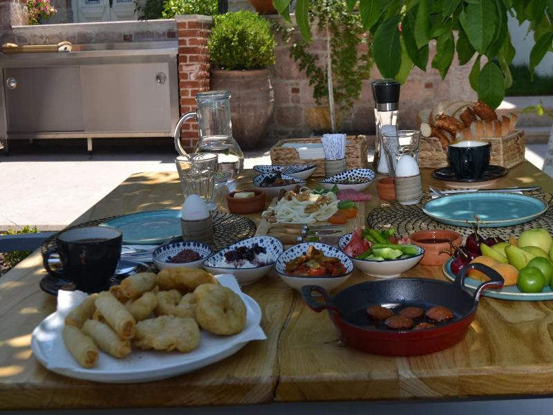 Lunaria Guest House
