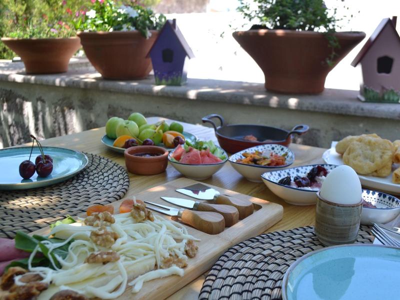 Lunaria Guest House