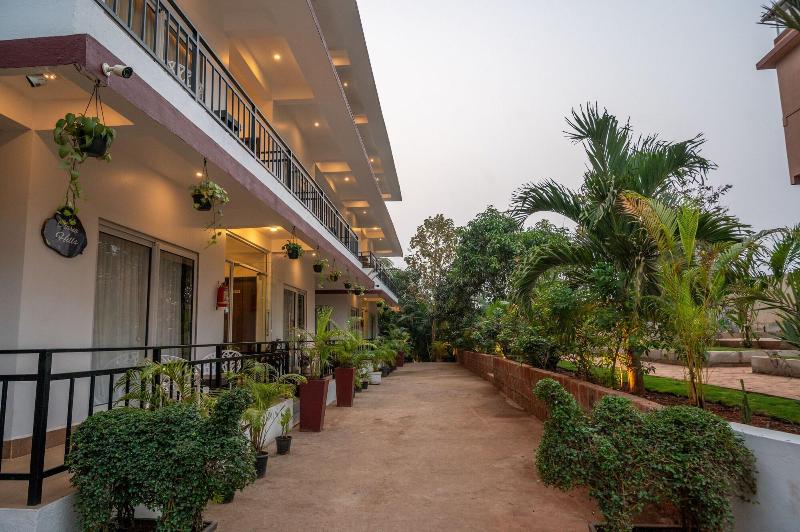 Aaria Hills image